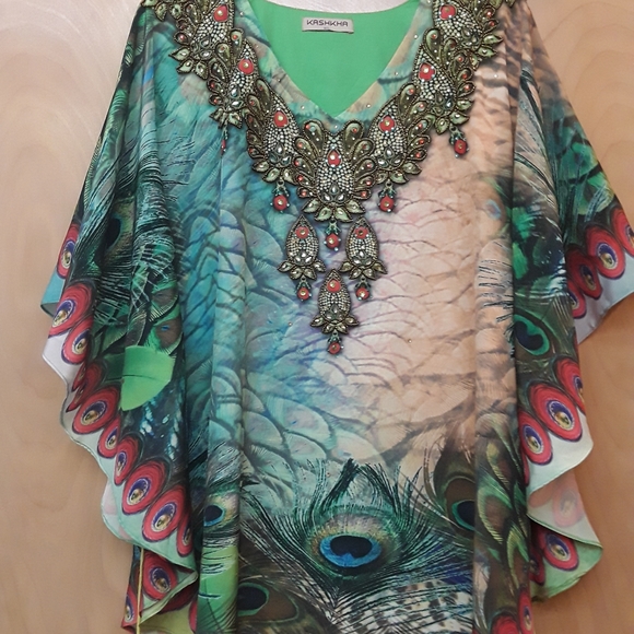 Embroidered Peacock batwing kaftan Kashkha - Picture 11 of 12